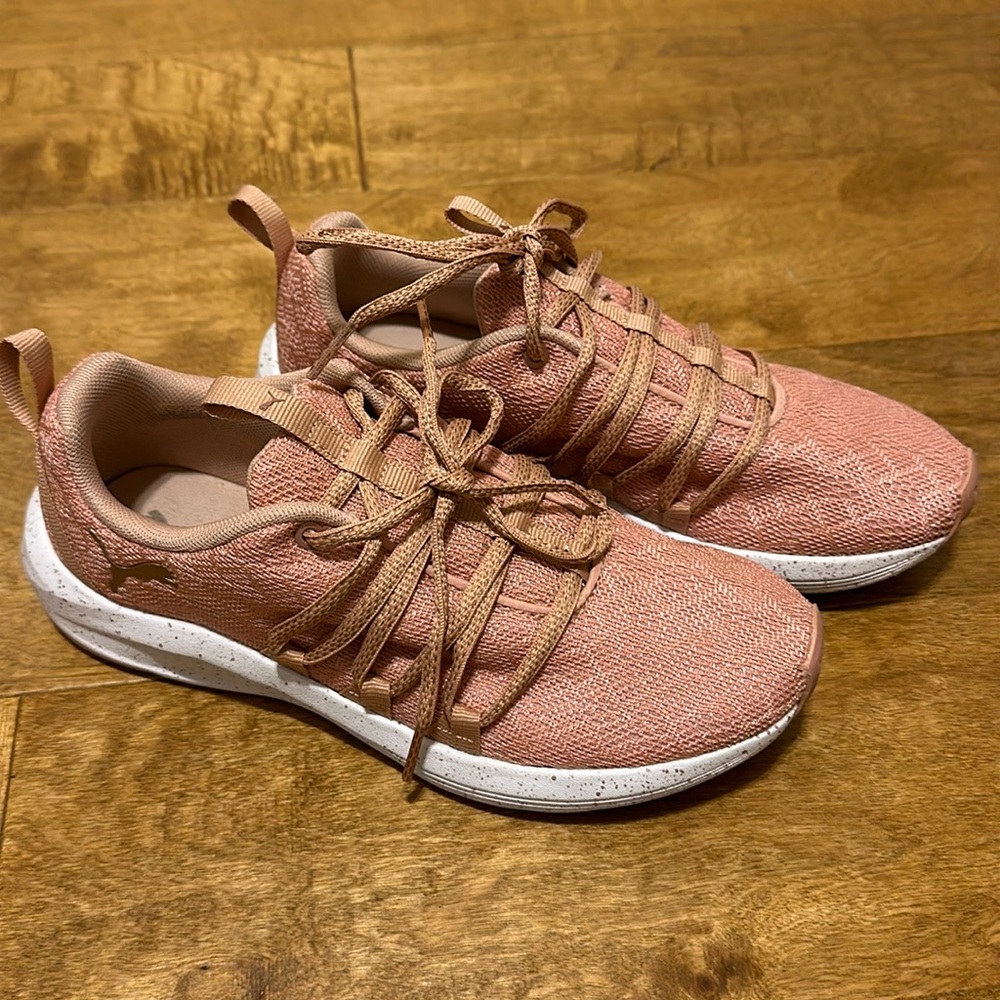 Puma pink gym shoes size 6